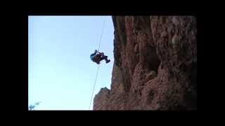 Montes Solidarios escalada en Riglos1º [upl. by Grodin]