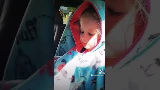 What is a car seat poncho and how to use it [upl. by Marutani]