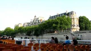 Pont de la Concorde BateauxMouches Paris France [upl. by Colinson]