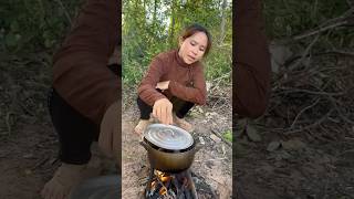 Survival Skills SMART idea and USEFUL in forest camping bushcraft outdoors suủvival 🫢😂🤪 [upl. by Eenot302]