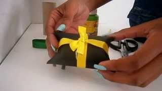 DIY Embalagem para presente com rolo de papel [upl. by Iturk269]