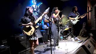 Sikatuna  Love and hope Live at 88Fryer [upl. by Hyacinthe]