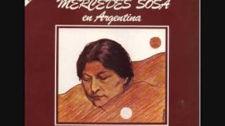 Mercedes Sosa en Argentina  06 Gracias a la vida [upl. by Hpesojnhoj]