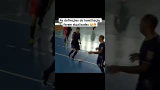 Passou lotado 😂 futsal prfutsal futsala futsalprofissional driblesfutsal skill skills [upl. by Hilario]