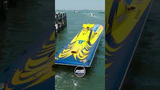 Race Boat Loud loud soundon powerboat enginestart raceboat boats [upl. by Katerine]