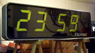 Horloge Bodet HMT 7 segment display [upl. by Jeanette]