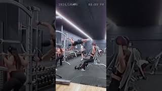 Girl reaction on calisthenics 😱  flagthenix ytshorts motivation trendin plank respect [upl. by Sanborn]