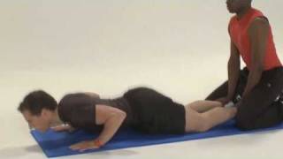 Oefening bovenbeen hamstrings nordic curl Exercise thigh Hamstrings nordic curl [upl. by Adrial]