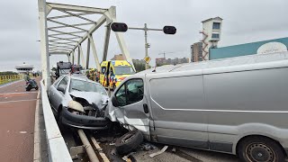 Frontale aanrijding Algerabrug Capelle aan den IJssel Krimpen aan den IJssel gemkadij [upl. by Nodle]