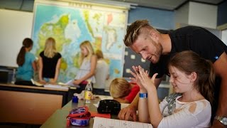 Lær dansk på Den Danske Sommerskole Informationsfilm [upl. by Feinstein523]