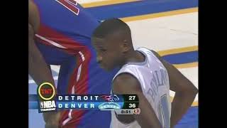 Earl Boykins Becomes Shortest Player Ever to Score 30 Points [upl. by Elesig]