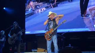 “The Boys of Fall” Kenny Chesney Gillette Stadium Foxboro 8242018 [upl. by Okoyk960]