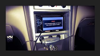 Como instalar un autoestereo en un mustang 9904 [upl. by Melc]