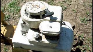 HOW TO ADJUST The Points on 35 HP BRIGGS amp STRATTON Engine [upl. by Gnek]