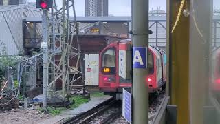 Here is the Central Line Train in Stratford Saturday 23 November 2024 [upl. by Quincey]