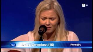 Astrid Smeplass  «Jolene» IDOL Norge HD [upl. by Kcirdor]