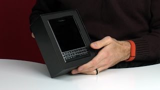 BlackBerry Passport unboxing in redazione  TVtech [upl. by Paryavi]