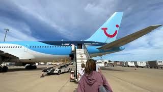 TUI Flight TOM2469  ACE to MAN  Lanzarote to Manchester  Feb 2023 [upl. by Ihcur]