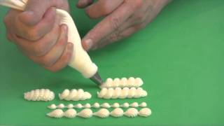 Border Basics for Royal Icing Video Demonstration [upl. by Lehctim664]