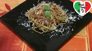 Lezioni di cucina italiana 25  Linguine al pesto rosso Velocissime e buonissime [upl. by Renado222]