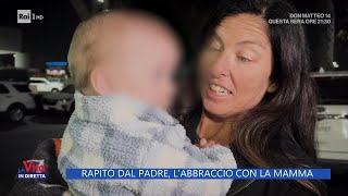 Claudia Ciampa riabbraccia il suo Ethan rapito dal padre  La Vita in diretta 21112024 [upl. by Ahsircal]