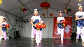 中國舞蹈  燈籠舞 Dance 02 Chinese Dance Lantern Dance by Children Dancers [upl. by Htebharas565]