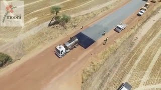 Have you ever seen how a road is bituminised Shire of Moora WA [upl. by Chandos]