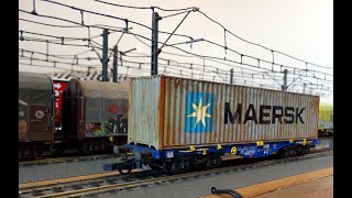 Proposition de patine de conteneur Maersk et wagon porteconteneur [upl. by Prasad913]