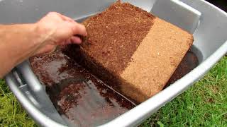 Filling Raised Beds with Peat Moss Coco Coir amp Leaf Gro How to Use Coco Coir [upl. by Hartmann]