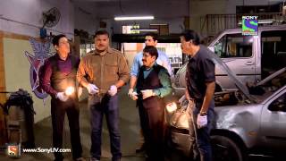 CID  Choro Ka Khooni Kaun  Episode 1068  26th April 2014 [upl. by Armillia]