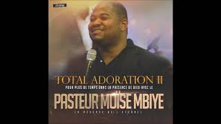 Pasteur Moïse Mbiye  Adoration [upl. by Val147]