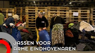 2700 jassen voor warmere winter Er zijn steeds meer mensen in Eindhoven die hulp nodig hebben [upl. by Missi]