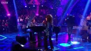 Ronnie Spector  Be My Baby Jools Annual Hootenanny 2015 [upl. by Ikilisav]