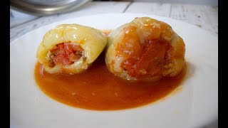 Punjena paprika sa mesom u paradajz sosu  Stuffed peppers with meat  Recept za punjene paprike [upl. by Nugesulo]