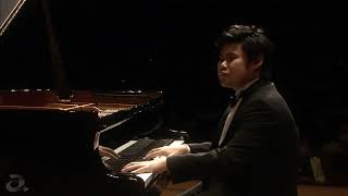 Nobuyuki Tsujii plays BeethovenPiano Sonata No14“Moonlight”IAdagio sostenuto [upl. by Chalmer]