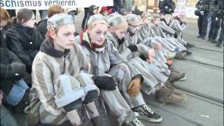 Bizarrer Aufmarsch 1200 militante Neonazis ziehen durch Magdeburg  DER SPIEGEL [upl. by Glynas727]