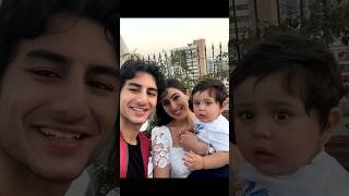 Sara Ali Khan beautiful family 🤩😘💞 brother ibrahim Khan lovely family saraalikhan ibrahimalikhan [upl. by Toomay920]