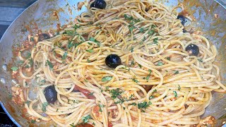 SPAGHETTI SALMONE E POMODORINI [upl. by Illah]