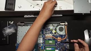 HP TPNC125 Upgrade ram clean fan and replace thermal paste [upl. by Nisior]