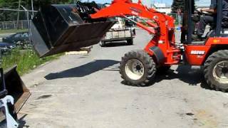 quick attache BrazGodet gratte à neige bucket pouce excavation déneigement tracteur [upl. by Peri]