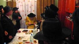 Hrhquotk Tosher Rebbe Shlita dance at Rosh Chodesh Tish [upl. by Ahsinid]