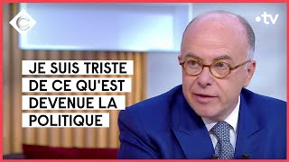 Le regard sur la gauche de Bernard Cazeneuve  C à Vous  18012022 [upl. by Gerrard]