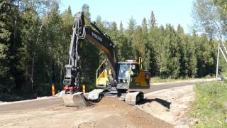 Volvo EC250EL with Indexator R8 tiltrotator [upl. by Yrekaz838]