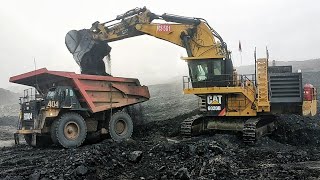 Caterpillar 6020B Excavator Expert Operator Loading Coal to Cat 777 and Komatsu HD785 [upl. by Ingamar]