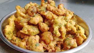 Sponji Onion Pakoda Recipe in Telugu😋రుచికరమైన మెత్తని ఉల్లిపాయ పకోడిQuick Evening Snacks Pakoda [upl. by Lhary]