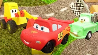 Pretend to play races with toy cars amp Lightning McQueen  Videos for kids [upl. by Inilam422]