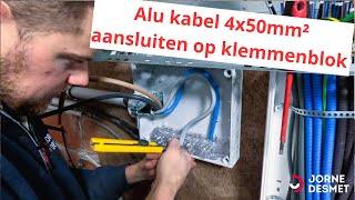 Elektrische Hoofdvoedingskabel aansluiten op klemmenblok voor voeding op verdeelbord [upl. by Steffi]