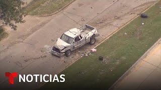 Una persecución policiaca en Dallas termina en un choque mortal  Noticias Telemundo [upl. by Cecilla]