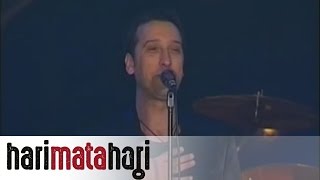 Hari Mata Hari  Poletjela golubica  Live Zetra 2004 [upl. by Eeryt396]