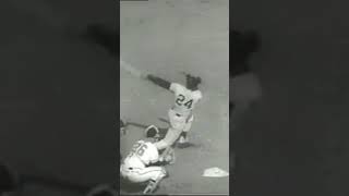 Willie Mays finish on HR [upl. by Cirtemed]